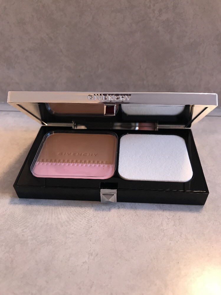 GIVENCHY TEINT COUTURE FOUNDATION HIGHLIGHTER ELEGANT GOLD -FULL SIZE