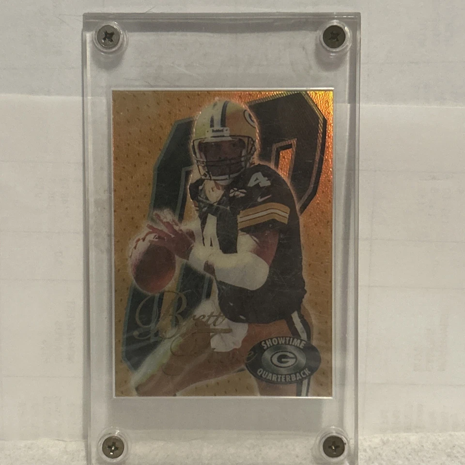 Collectors Edge Brett Favre Advantage Showtime Gold Refractor #9 1998 Foto 2 de 3