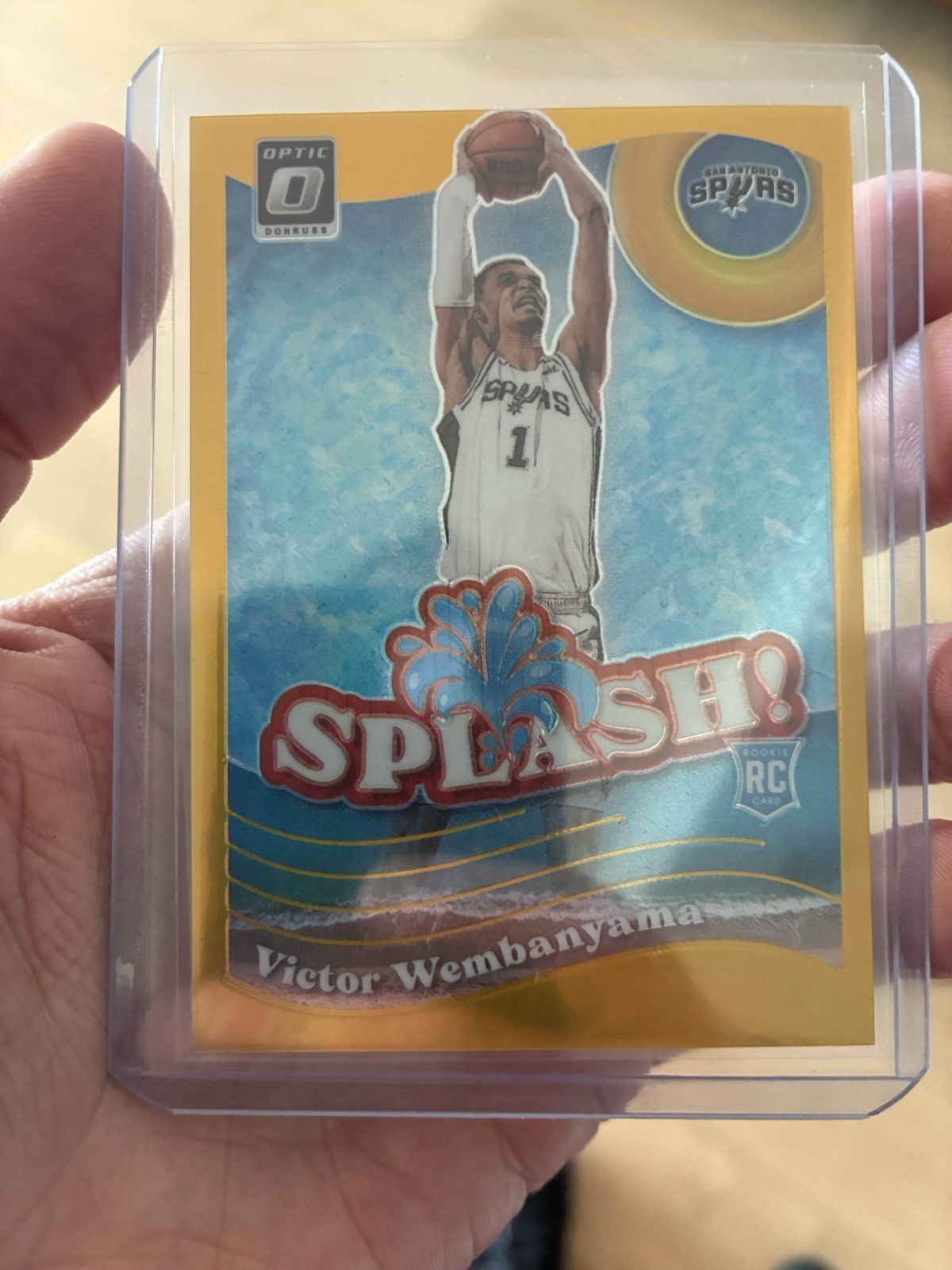 Victor Wembanyama 2023-24 Panini Donruss Optic Rookie Card Gold Prizm Splash /10