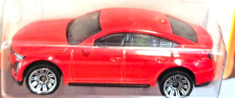 Matchbox 2022 Cadillac CR5-V 2021 New in pack 70 years diecast car elite - Image 2 of 4