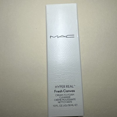 MAC Hyper Real Fresh Canvas Cream to Foam Cleanser