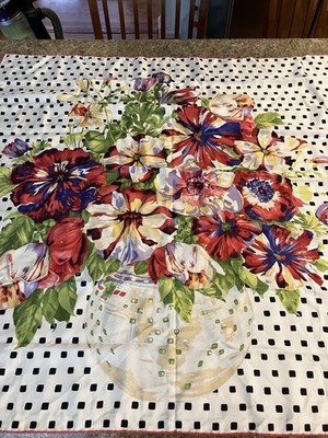 NWT Vintage Valentino 100% Silk Neck Scarf