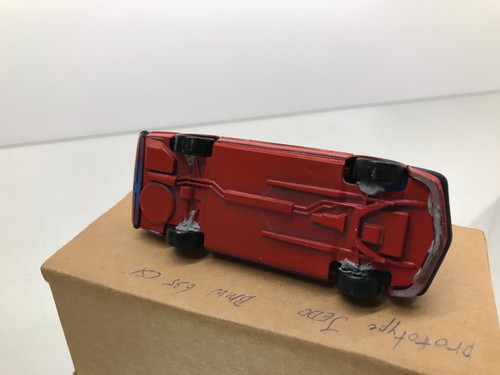 HELLER 166 BMW E24 630CS COUPE -RED 1:43- FAIR BUILT PLASTIC KIT IN BOX - Picture 7 of 7