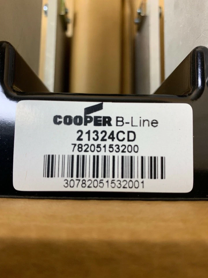 COOPER B-LINE 21324CD METER SOCKET 4 JAW, 320A CONTINUOUS 400A MAX - Image 2 of 4