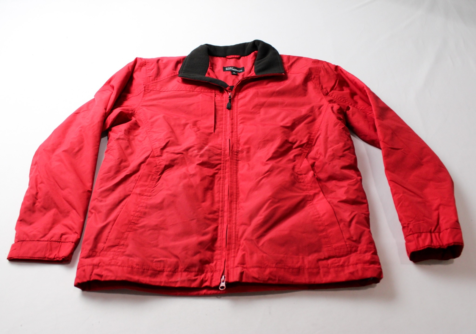 Be5 True Red/true Black Medium
