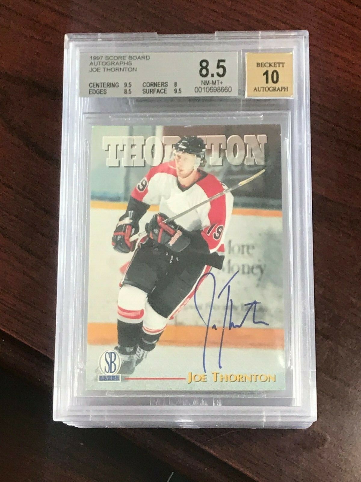Picture 1 of 1