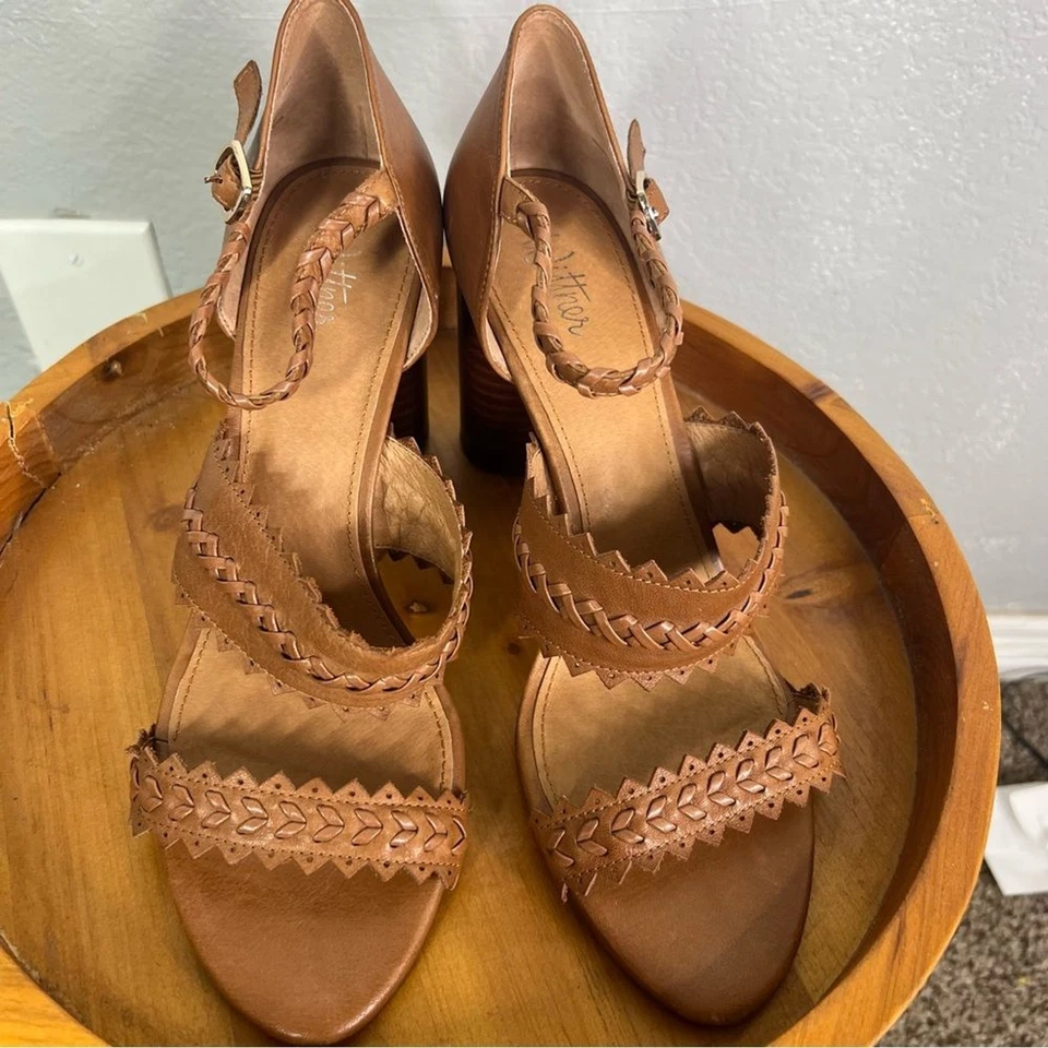 Sandalias Wittner Roslyn de cuero con punta abierta de tacón ancho marrón talla 41 Foto 3 de 4