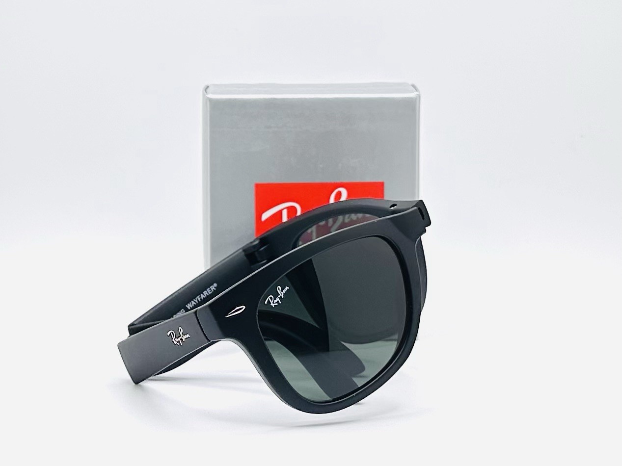 Ray-Ban RB4105 Wayfarer Folding 50mm Classic Unisex Sunglasses - Green G-15 Lens