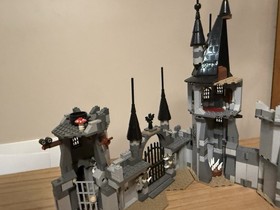 LEGO Monster Fighters Set: Vampire Castle (9468) 99-100% Complete 