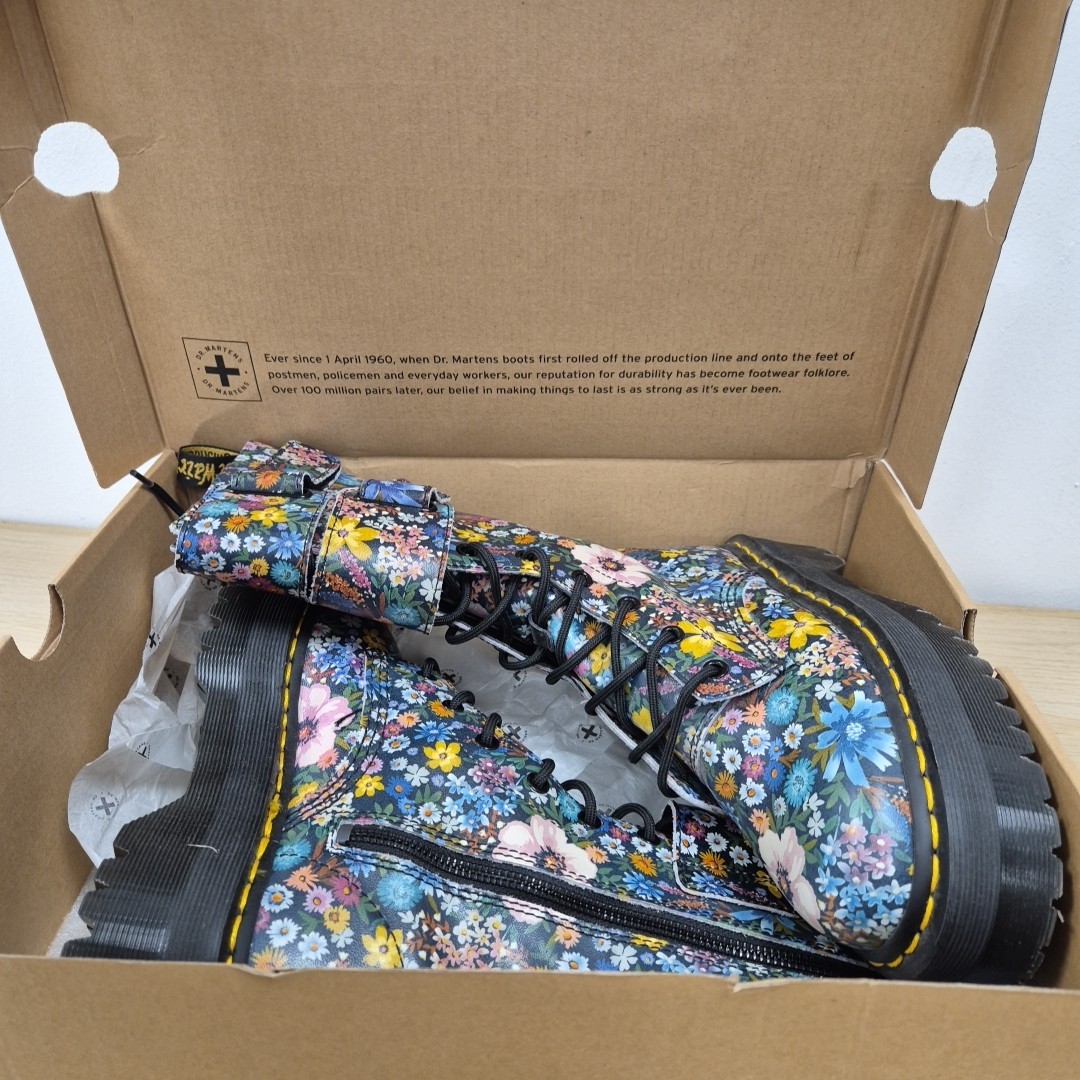 Dr Martens Jagger Wanderlust Floral Mid Calf Chunky Platform Quad Boot Size Uk 4 image 10