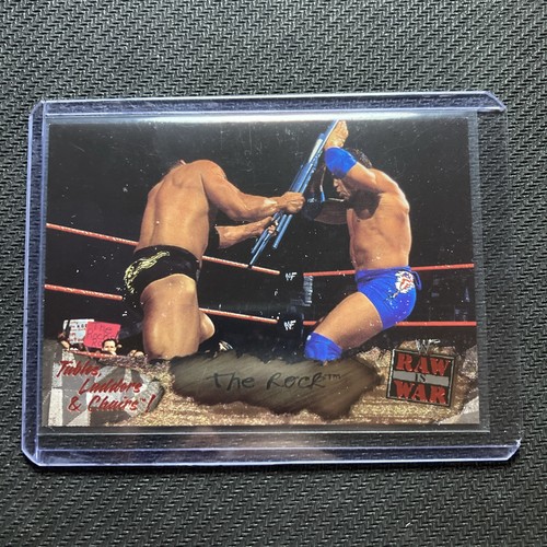 THE ROCK Dwayne Johnson 2001 WWE Fleer TABLES LADDERS CHAIRS Insert Card #15TLC