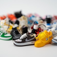 Bulk Wholesale 3D Mini Sneaker Keychains Lot of 156 force jordan off-white Dunk