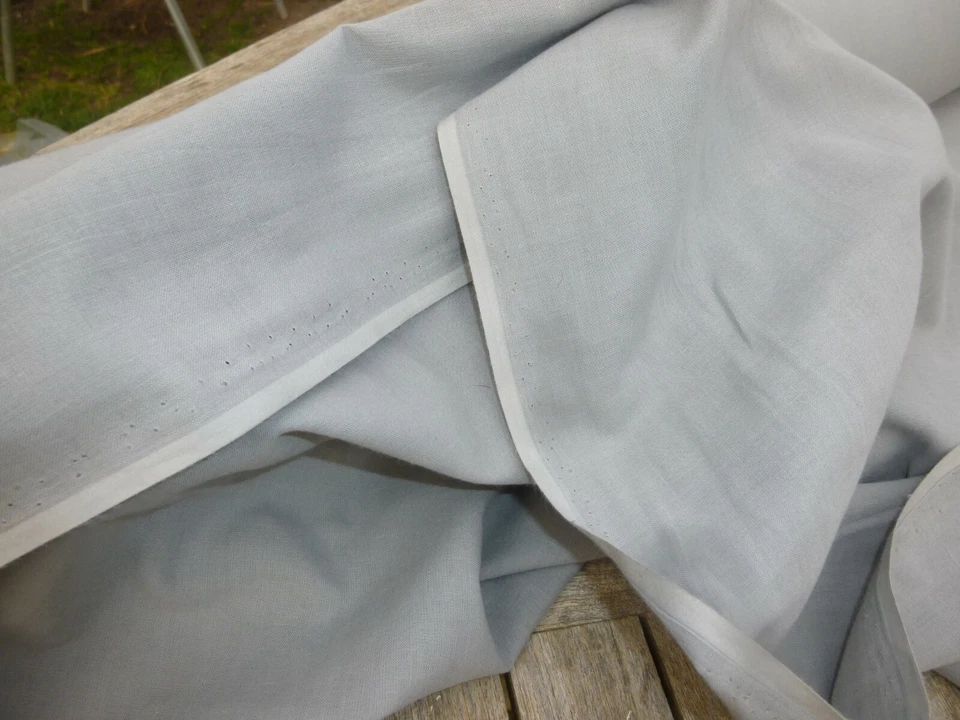 Coupon tissu Double ameublement.. GRIS 1,40 M de large x 10 M Neuf - Photo 4/4