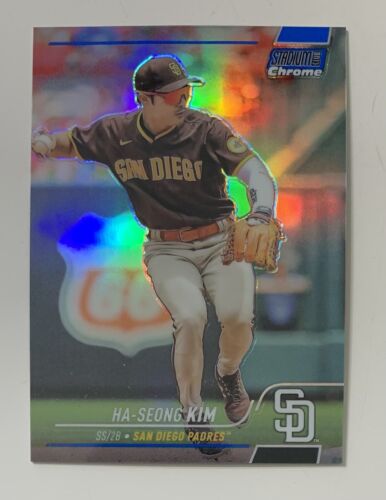 2022 Topps Stadium Club Chrome Ha-Seong Kim card 394! Blue 014/199