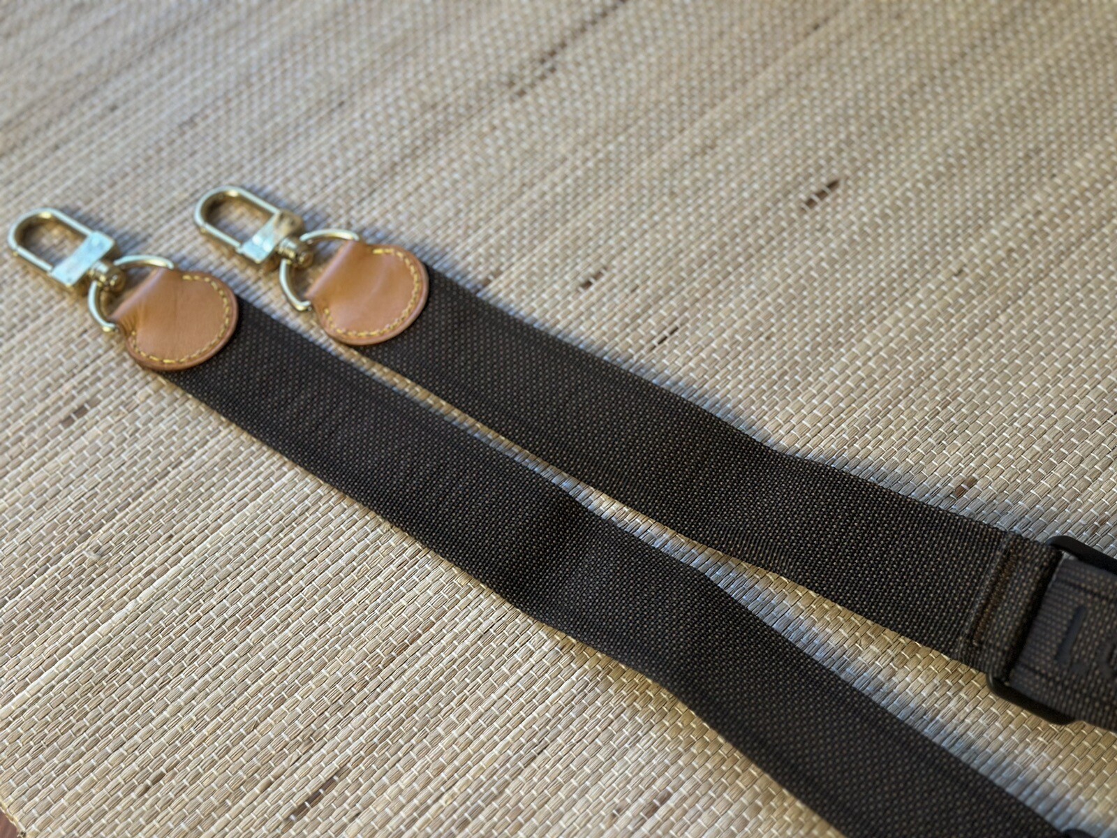 Louis Vuitton Vtg Wide Thin Shoulder Strap Adjustable For Garment Bag Luggage