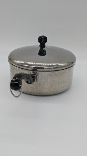 Faberware Stainless Steel 2.5QT/2.4L Pot WITH Lid *Great condition* - Picture 2 of 14