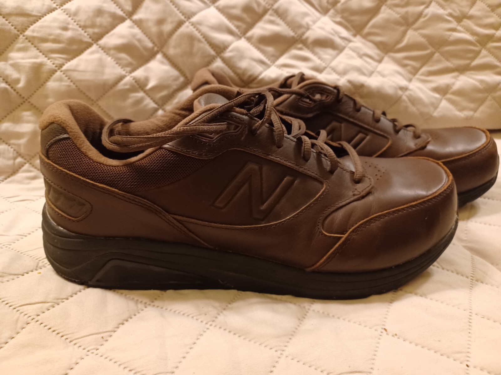 Men's New Balance 928v3 Brown 