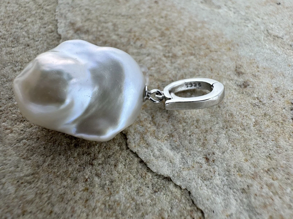 Large Solid 925 Sterling Silver Genuine Baroque Pearl Pendant - Image 3 of 4