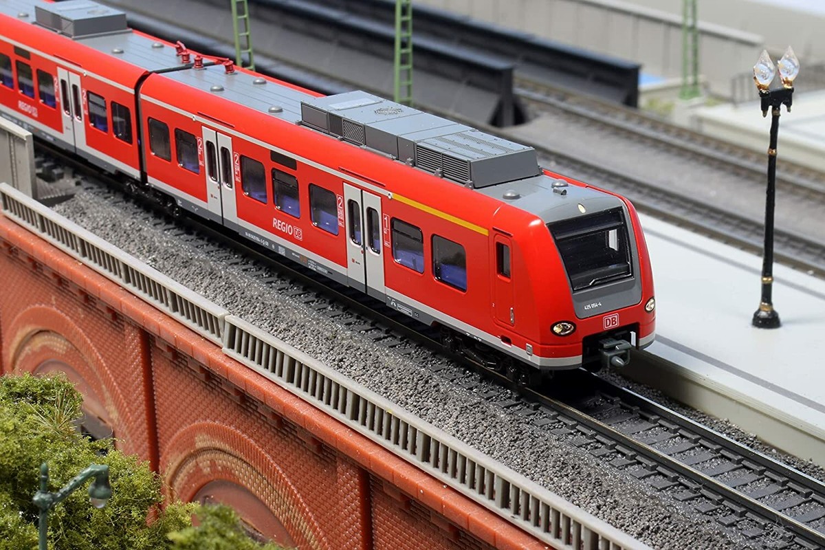 KATO 10-1716 N Gauge Deutsche Bahn ET425 Regio 4-Car Set NEW KATO 10-1716 N Gauge Deutsche Bahn ET425 Regio 4-Car Set NEW