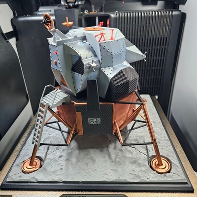 1/32 US NASA Apollo Lunar Module 3D Model LM Completed Painted Detailed Detailed