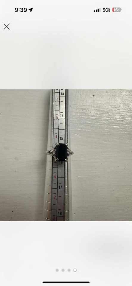 Avon Sterling Silver 925 Emerald Cut Black Onyx Cubic Zirconia Ring, US 4 3/4  - Image 4 of 4