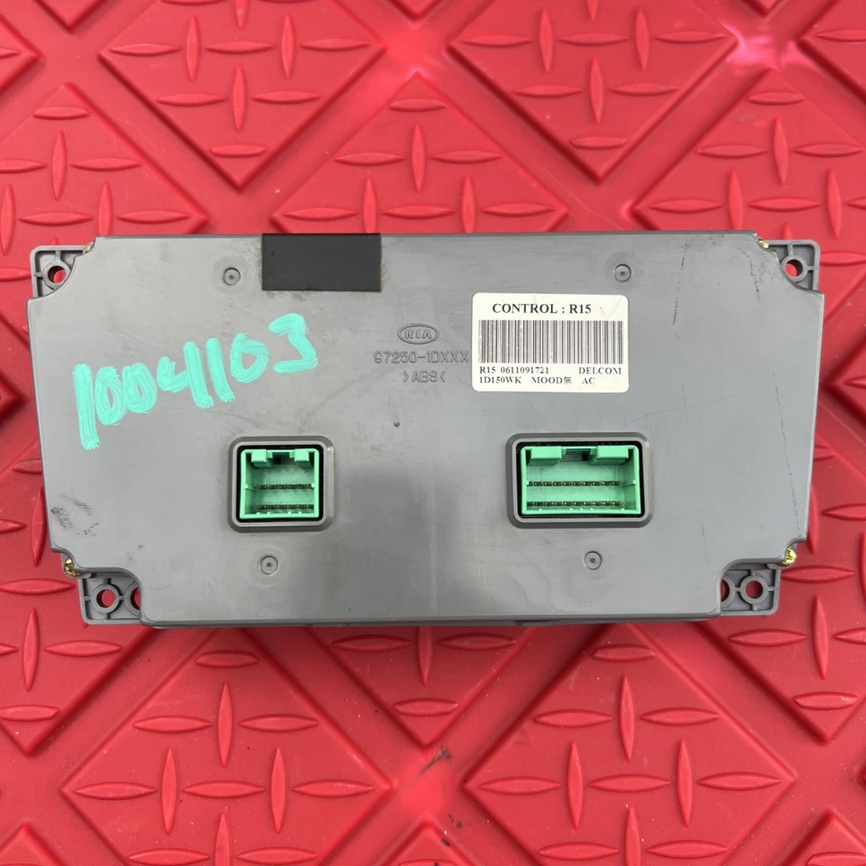 2007-2008 Kia Rondo AC Heater Climate Temperature Control Unit OEM - Image 2 of 2