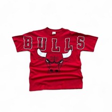 Vintage 90's Chicago Bulls AOP Logo Tee Men's Small