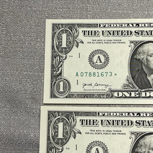 2 - 2017A STAR NOTES $1 Uncirculated DOLLAR BILL SET A 07881673* & A 07881674* - Picture 4 of 7