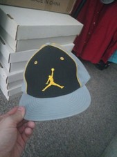 Mens Jordan Hat Size 7 And 1/4