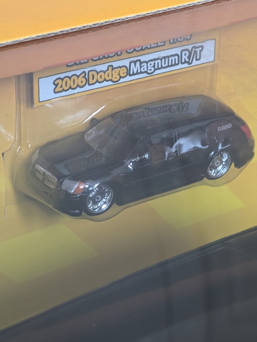 1:6 Dub City 2006 Black Dodge Magnum R/T Radio Controlled RC