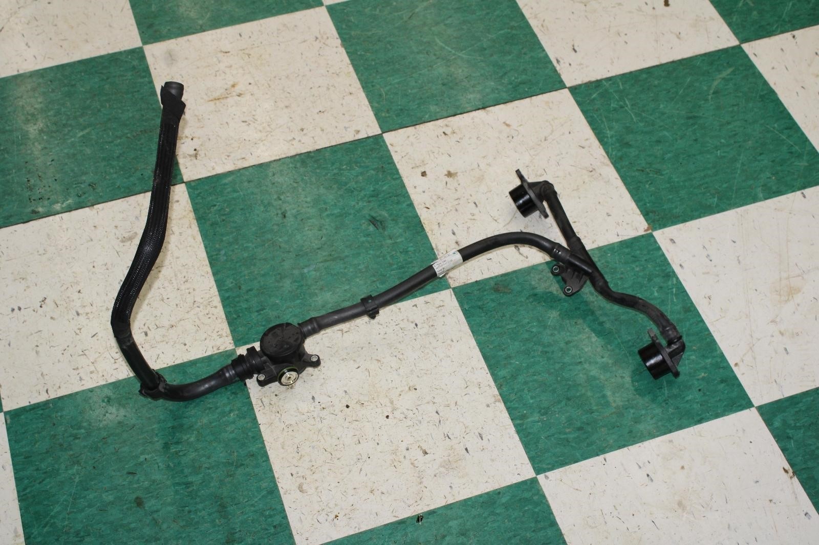 14-17 Ghibli 3.0L Turbo Motor Engine Evaporation Vapor Breather Tube Factory OEM