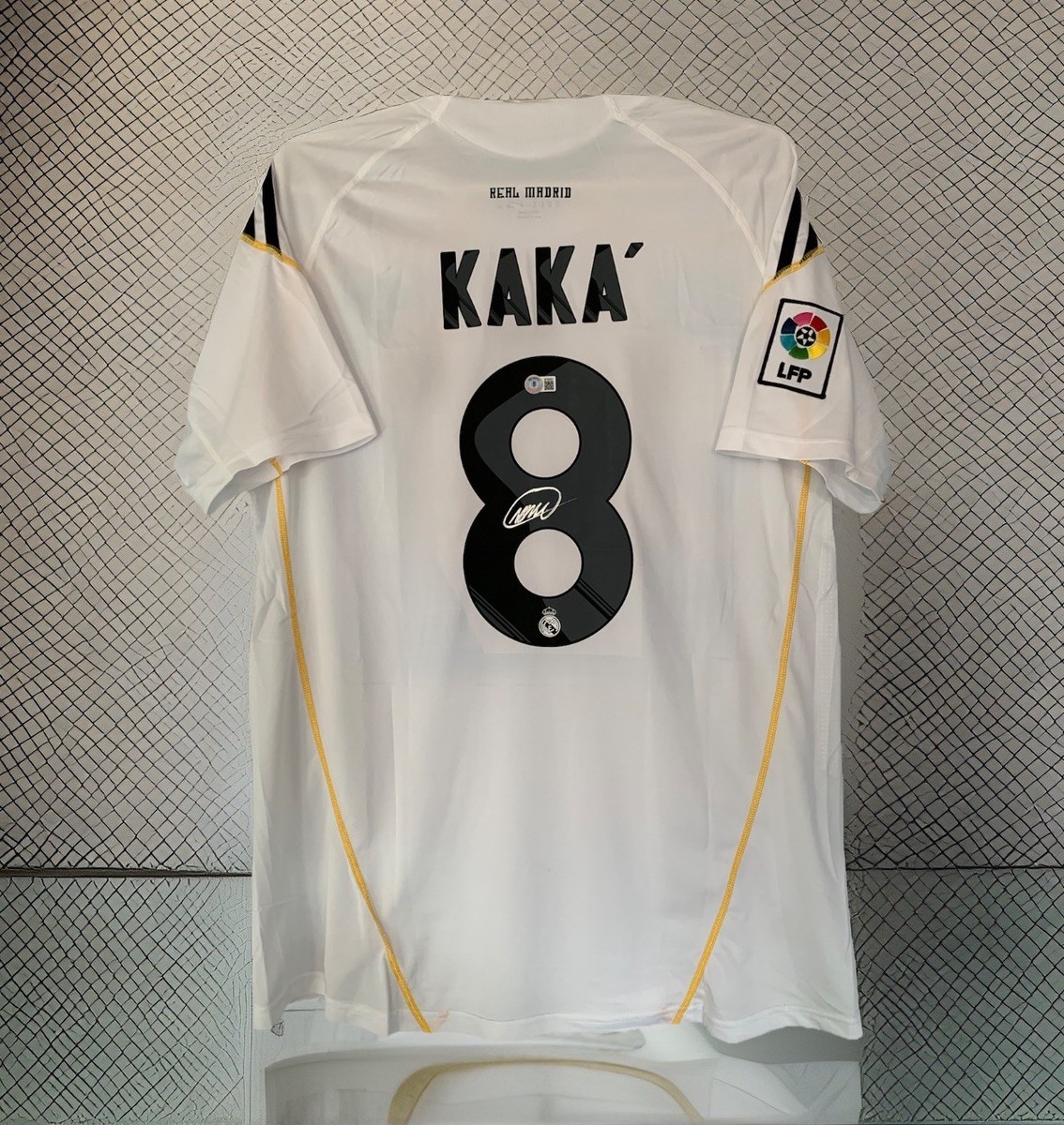 Carte KAKA 614 1st Year Pararela Gold - Real Madrid - Mundicromo Liga 2010-11