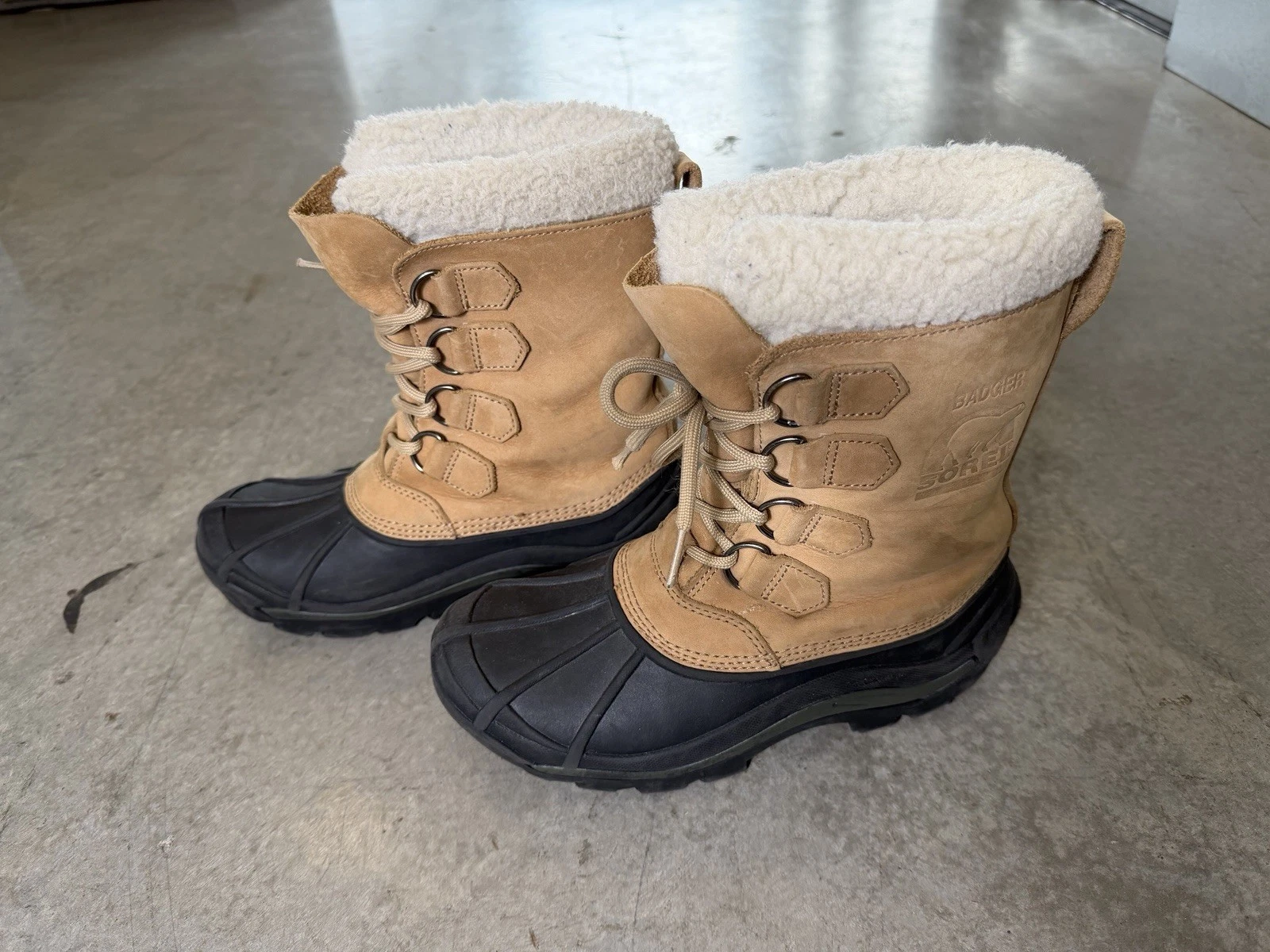 Sorel US Badger II Tan Leather Waterproof Winter Snow Boots Women’s Size 6