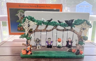 RARE  Handpainted Halloween Swing Scene 1999 Beistle Graveyard  A Hand Missing