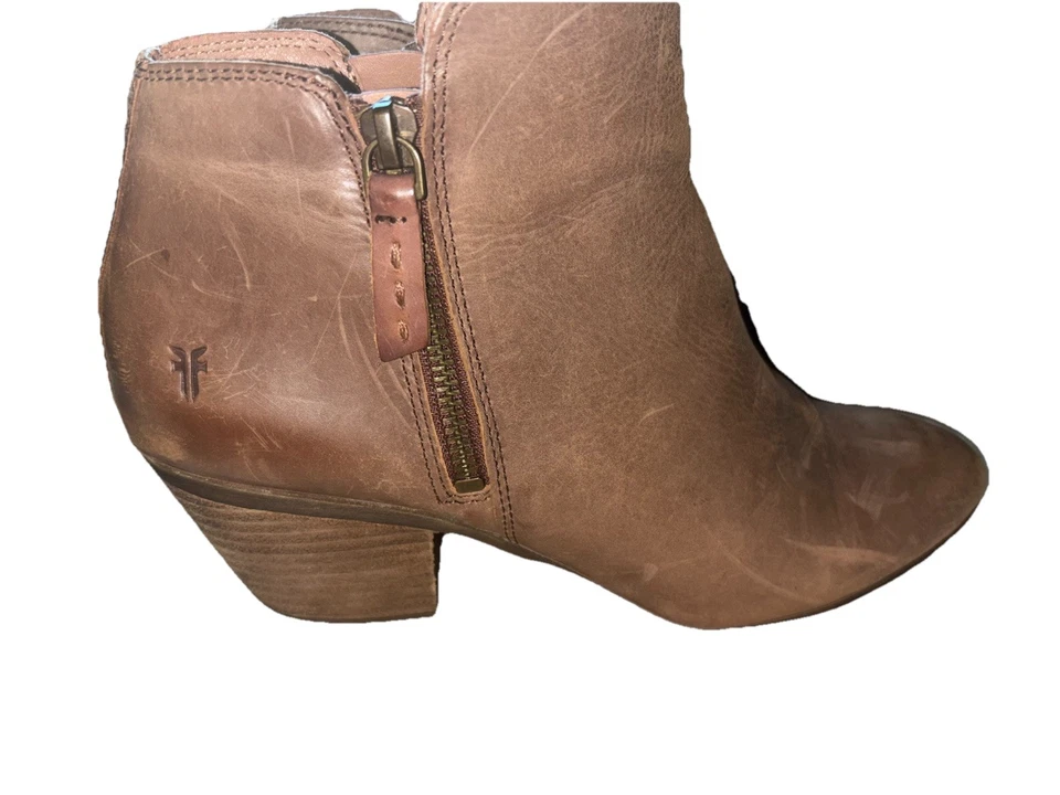 Женские ботильоны Frye модель Judith на боковой молнии на лодыжке коричневые кожаные размер 9 M - Изображение 2 из 4