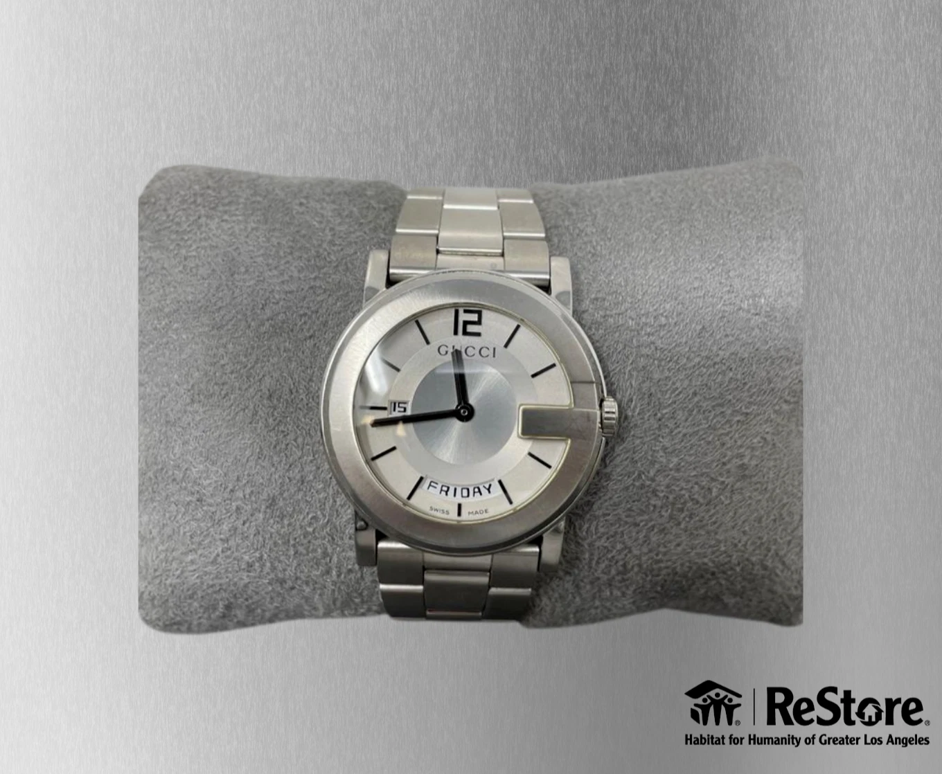 Montre Gucci série 101 cadran acier inoxydable date