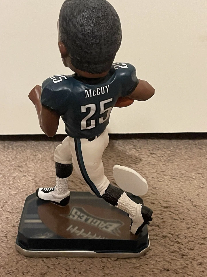 LeSean McCoy 2014 Legends Of The Field Bobblehead Limited 21/ 2014 NFL Eagles Foto 4 de 4