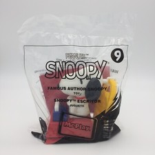 Peanuts Snoopy McDonalds Happy Meal Toy FAMOUS AUTHOR SNOOPY  9 2018 NEW