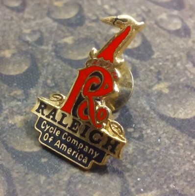 Raleigh Cycle Company of America vintage pin badge