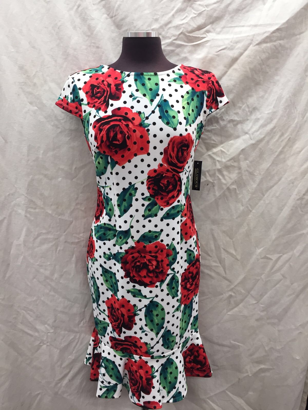 GLAMOUR DRESS NEW WITH TAG SIZE 14 RETAIL FABRIC LENGTH 38 GLAMOUR DRESS NEW WITH TAG SIZE 14 RETAIL FABRIC LENGTH 38