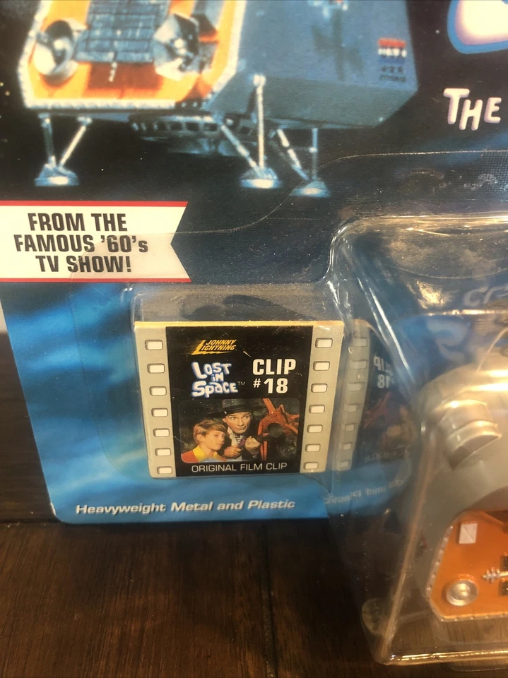 Johnny Lightning Lost In Space Pod Toy Classic 60's TV Show + Film Clip #18 1/64 - Image 3 of 4