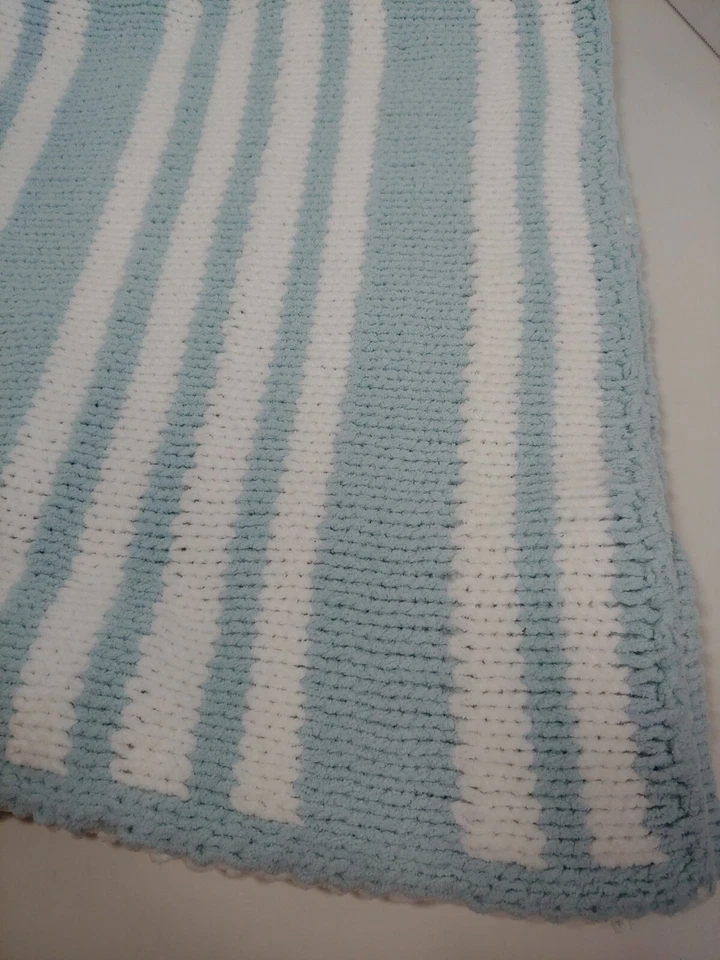 Manta Bebé Cocalo Azul Blanco Rayas Reversible Chenilla Tejida Hecha con Amor Foto 4 de 4