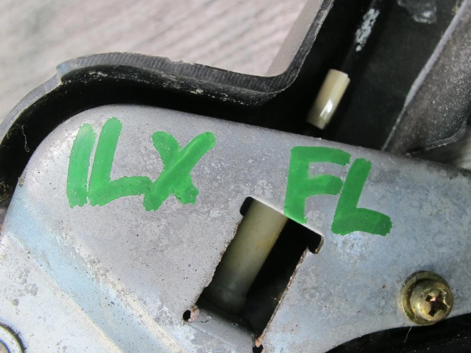 1998 - 2002 LEXUS J100 LX470 前门左锁闩锁动作器带手柄 — 第 2/4 张图片