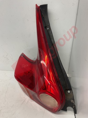 NISSAN JUKE Mk1 F15 2010-2016 Left Passenger N/S Rear Light E414190 - Picture 2 of 12