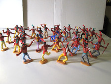Timpo Toys. Indianer, Krieger, 28 Spielfiguren mehrteilig, UK 1970er.