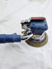 Hutchins 4950 Vacuum Assist Random Orbital Sander Working 2 Hutchins 4950 Vacuum Assist Random Orbital Sander Working 2
