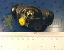 Cylindre de roue Peugeot 404