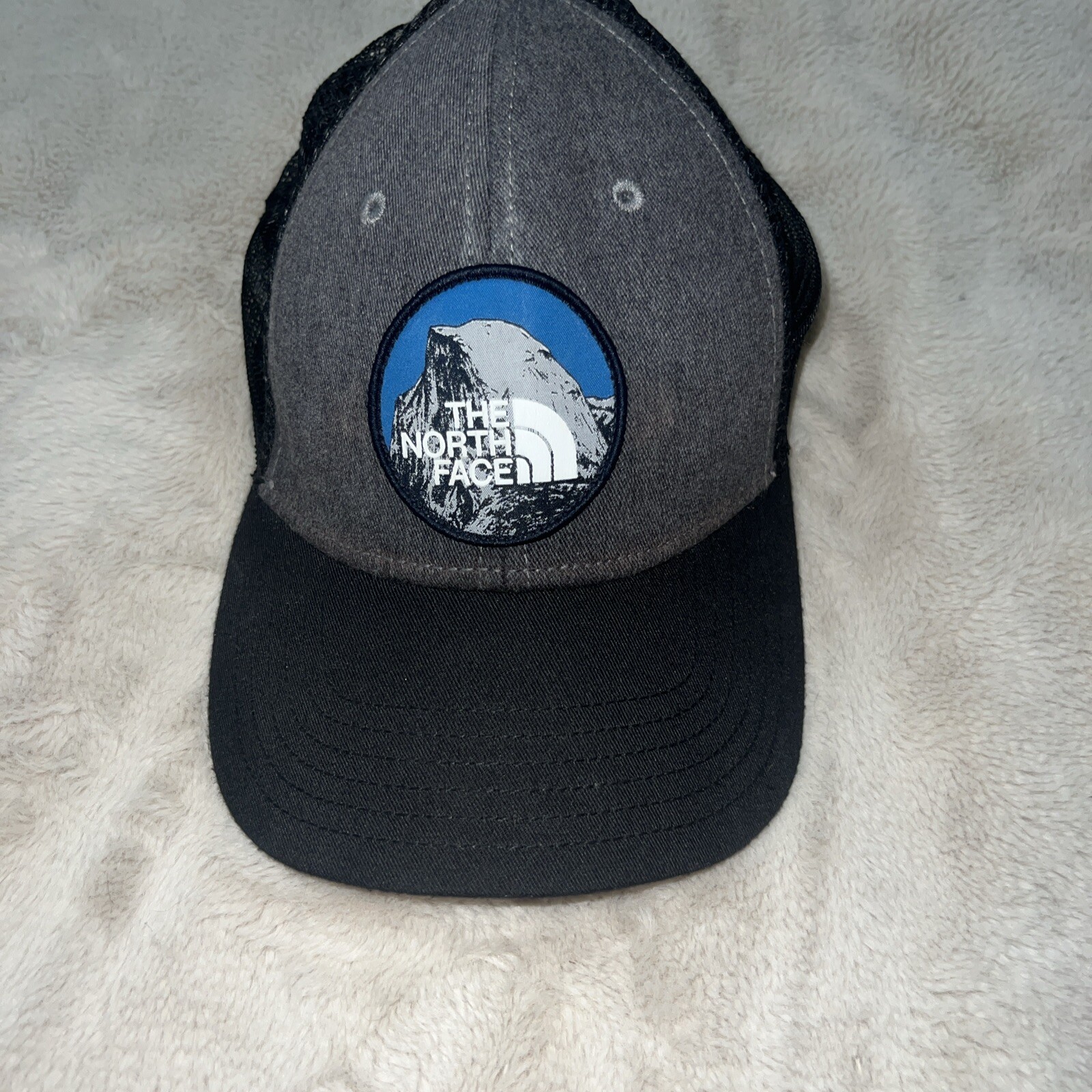 The North Face Mudder Trucker Adjustable Snapback Hat in Grey Heather & Black