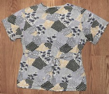 SCRUB ELEMENT COLORFUL WOMENS SIZE LARGE NURSING MEDICAL HOSPITAL BLOUSE SCRUBS