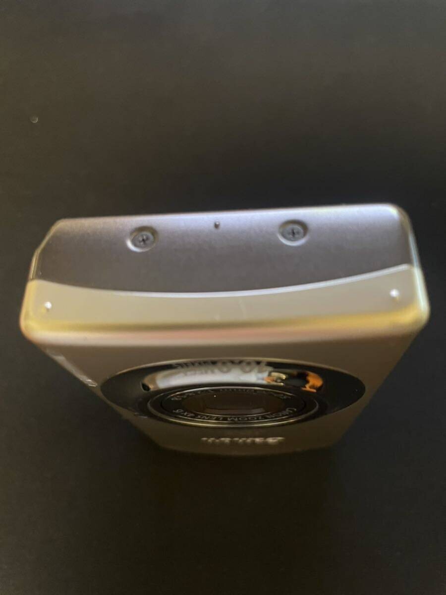 Canon IXY DIGITAL 920 IS 10.0MP Compact Digital Camera Gold Canon IXY DIGITAL 920 IS 10.0MP Compact Digital Camera Gold